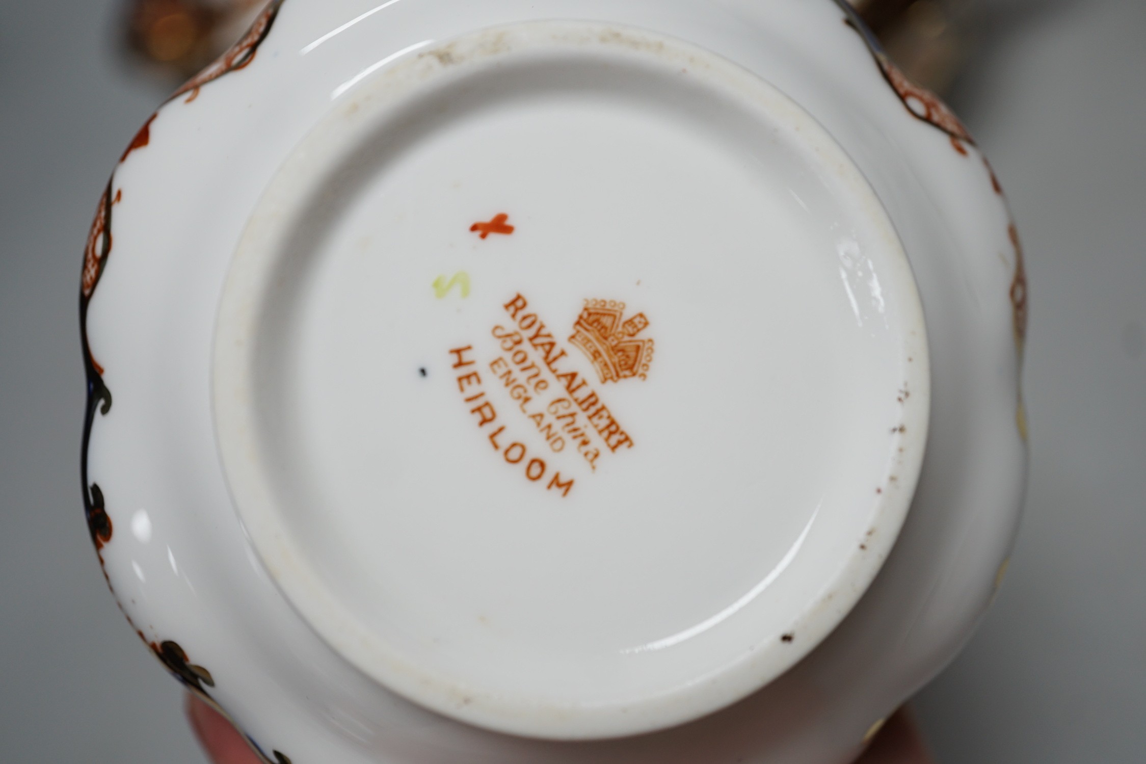 A Royal Albert fourteen piece part teaset, Heirloom pattern